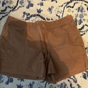 The North Face Tan Cargo Shorts Relaxed Fit